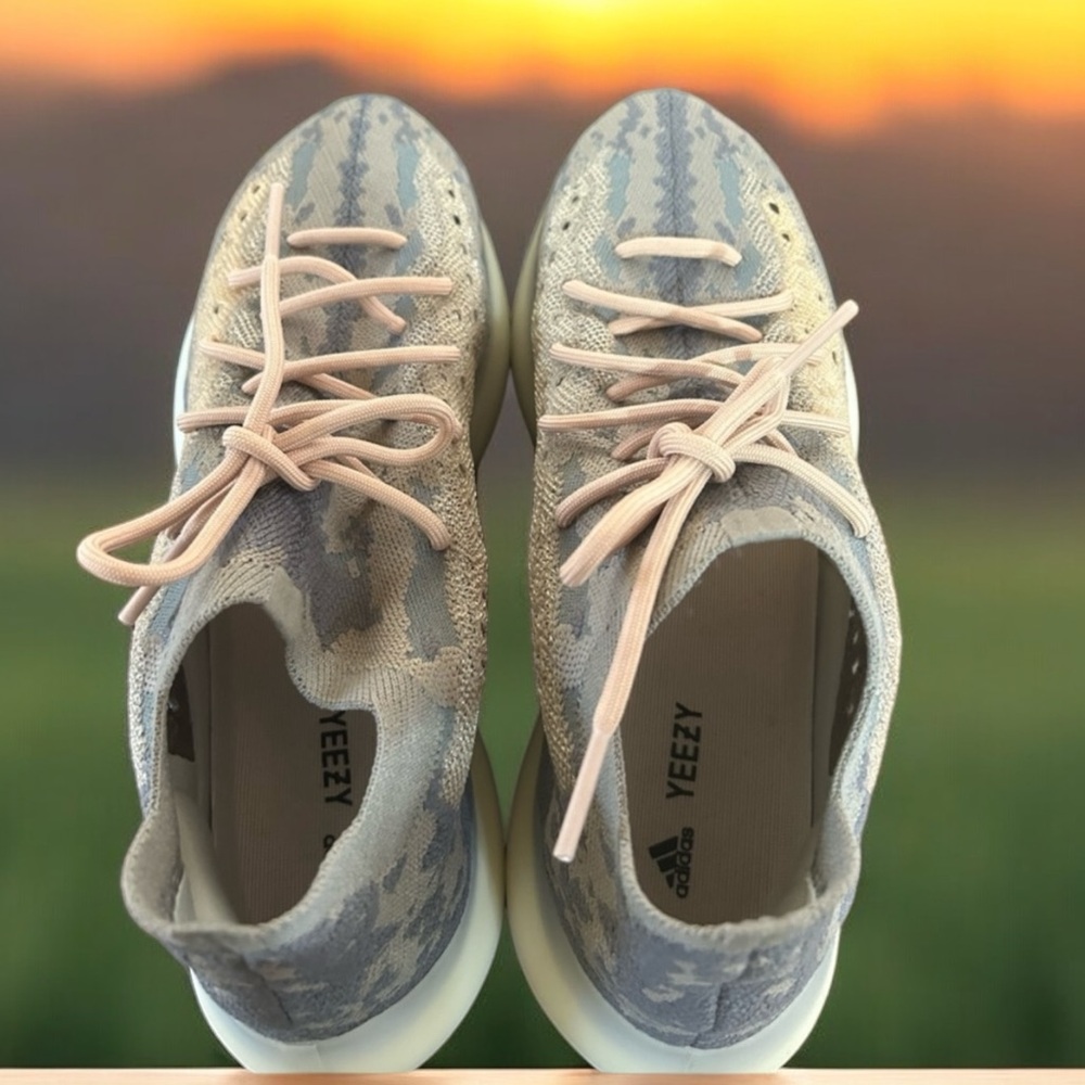 Yeezys Boost 380